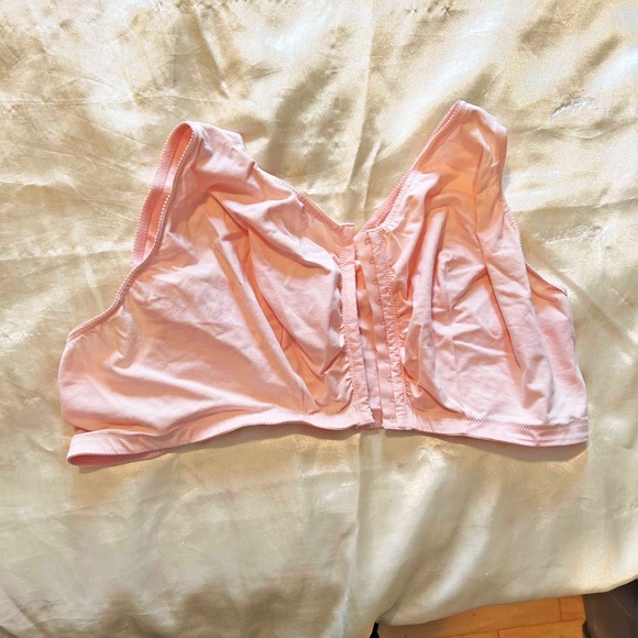 SOFT CUP BRA, SIZE 48 F/G/H, PINK, HOOKS IN FRONT, BY PENNINGTONS "LEADING LADY" - Picture 2 of 4